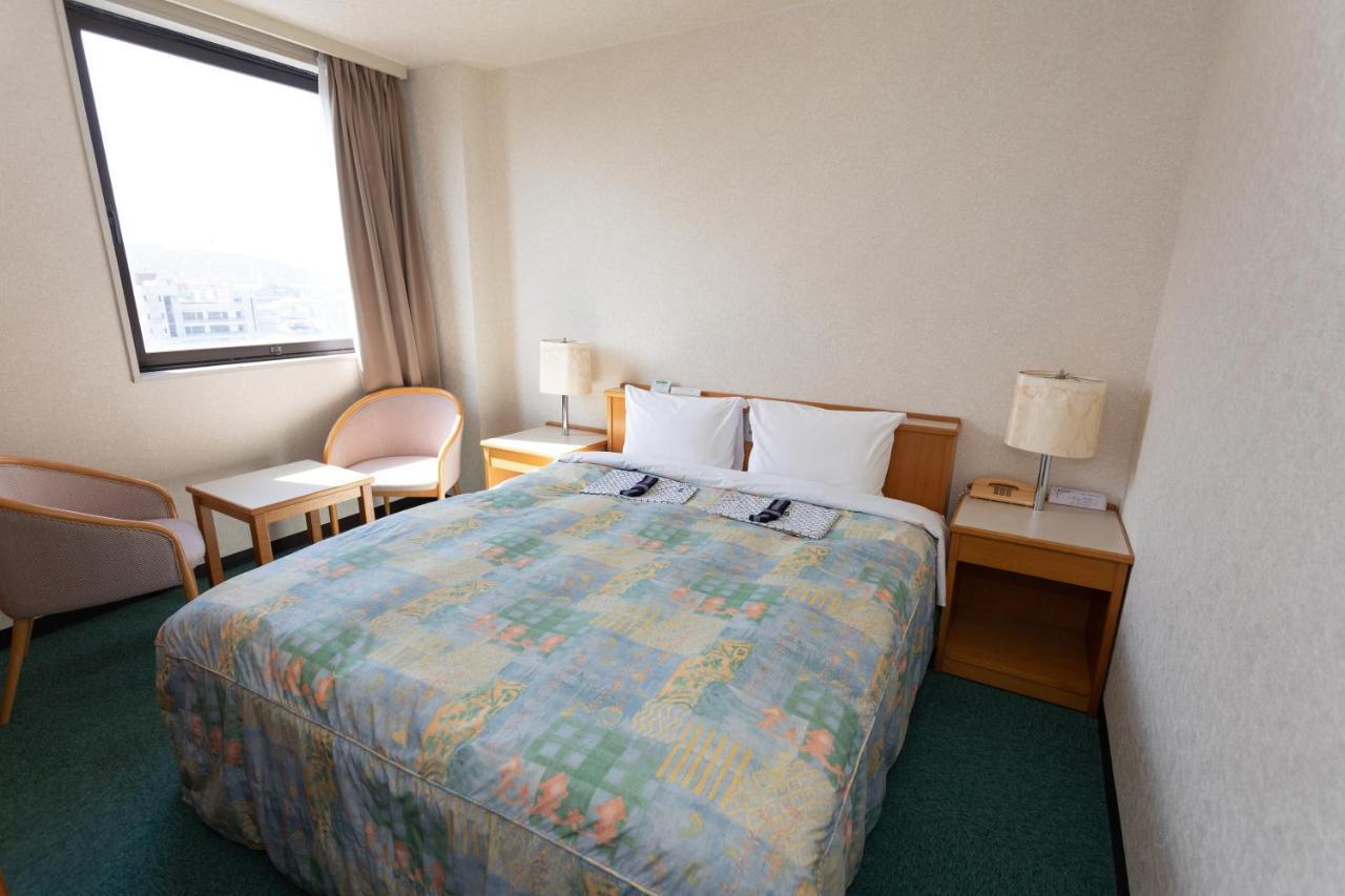 Onoda Central Hotel Ube Екстериор снимка